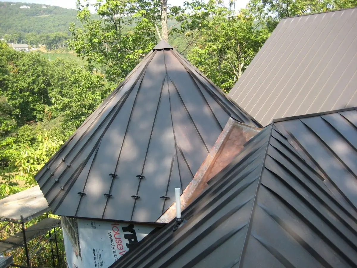 Professional Roof Tarp Installation by Craftsman Roofing in Rainbow City